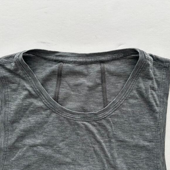 Lululemon Box It Out Tank Heathered Grey Size 6 Gym Muscle Tank Relaxed Fit - Picture 5 of 8